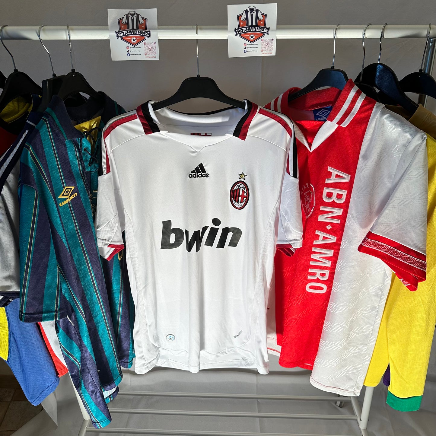 AC Milan Uitshirt 2008/09 – Ronaldinho #80 – Maat L – Zeer Goede Staat