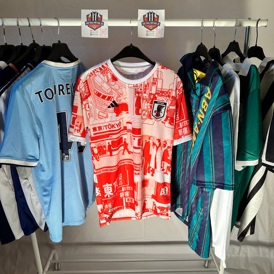 Japan Tokyo Red Limited Edition Jersey 2022-2023 | Maat L | Uitstekende Staat